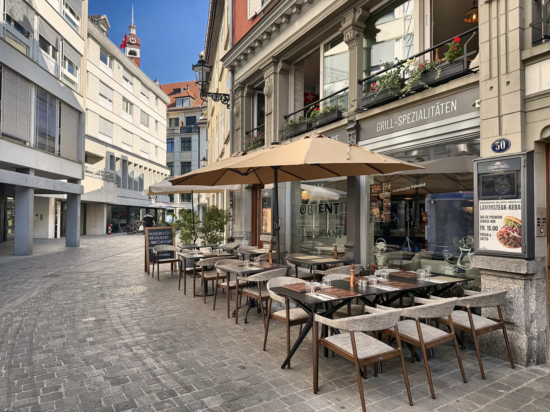Terrasse des Orient Grill in der St. Galler Altstadt