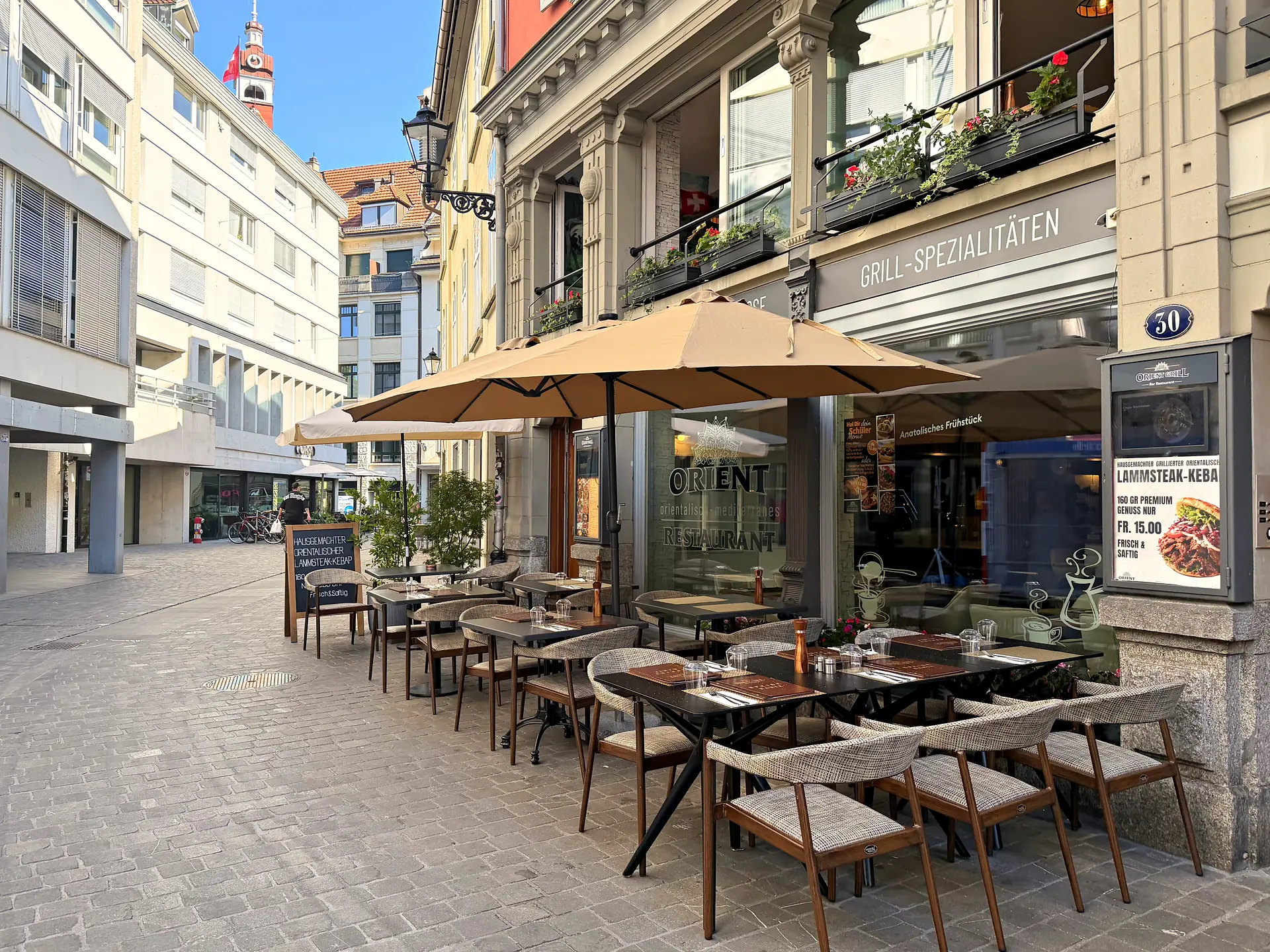 Terrasse des Orient Grill in der St. Galler Altstadt
